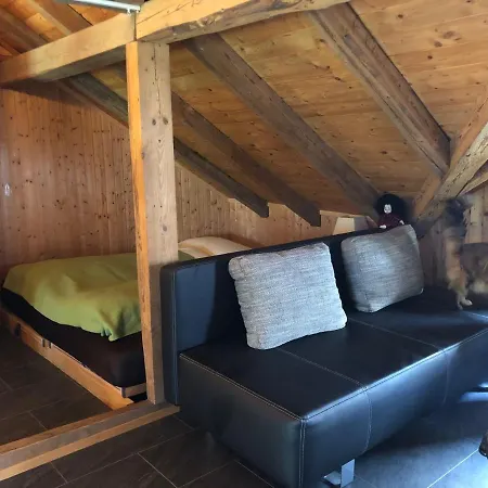 לינה וארוחת בוקר Bnb Haag 4*